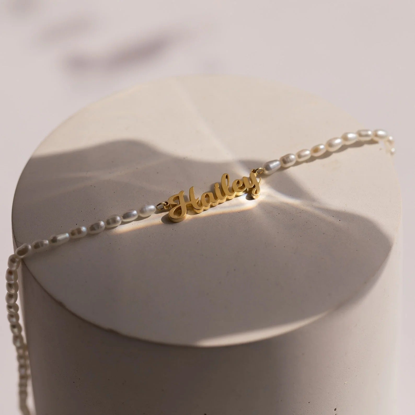 Personalized Custom Name Pendant Fashion Pearl Beaded Necklace For Women - Aurora Adorn