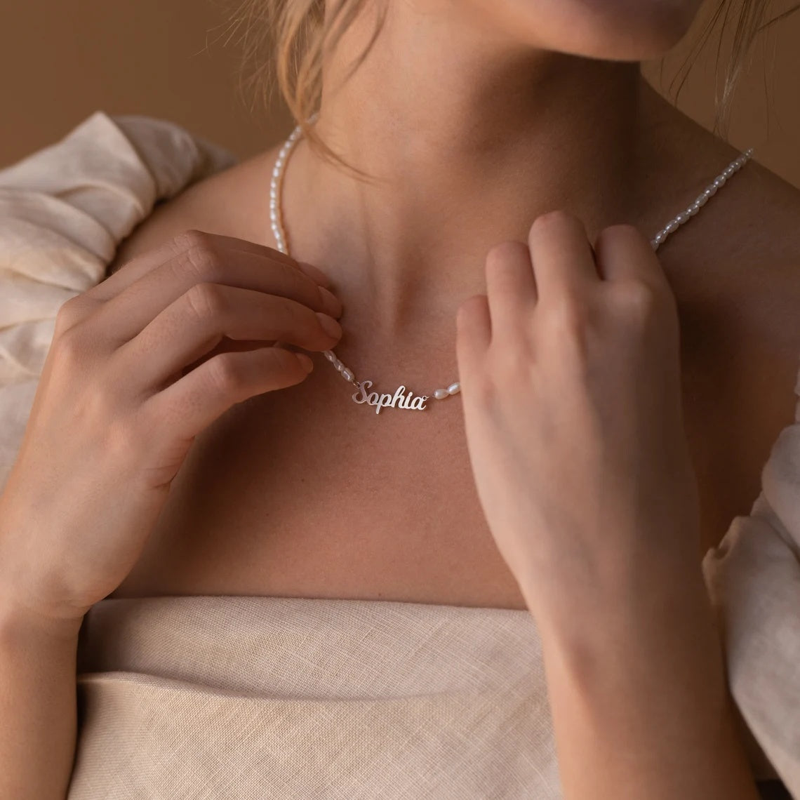 Personalized Custom Name Pendant Fashion Pearl Beaded Necklace For Women - Aurora Adorn