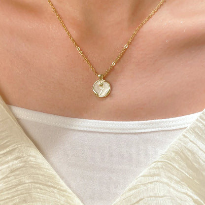 Golden Pearl Medallion Necklace – Elegant Alloy & Pearl Pendant Choker for Women - Aurora Adorn