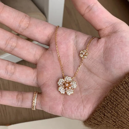 Vintage Flower Necklace bracelet for women Light Luxury - Aurora Adorn